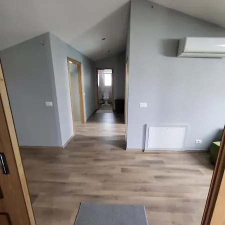 Xhovi 2 Ishull-Lezhe